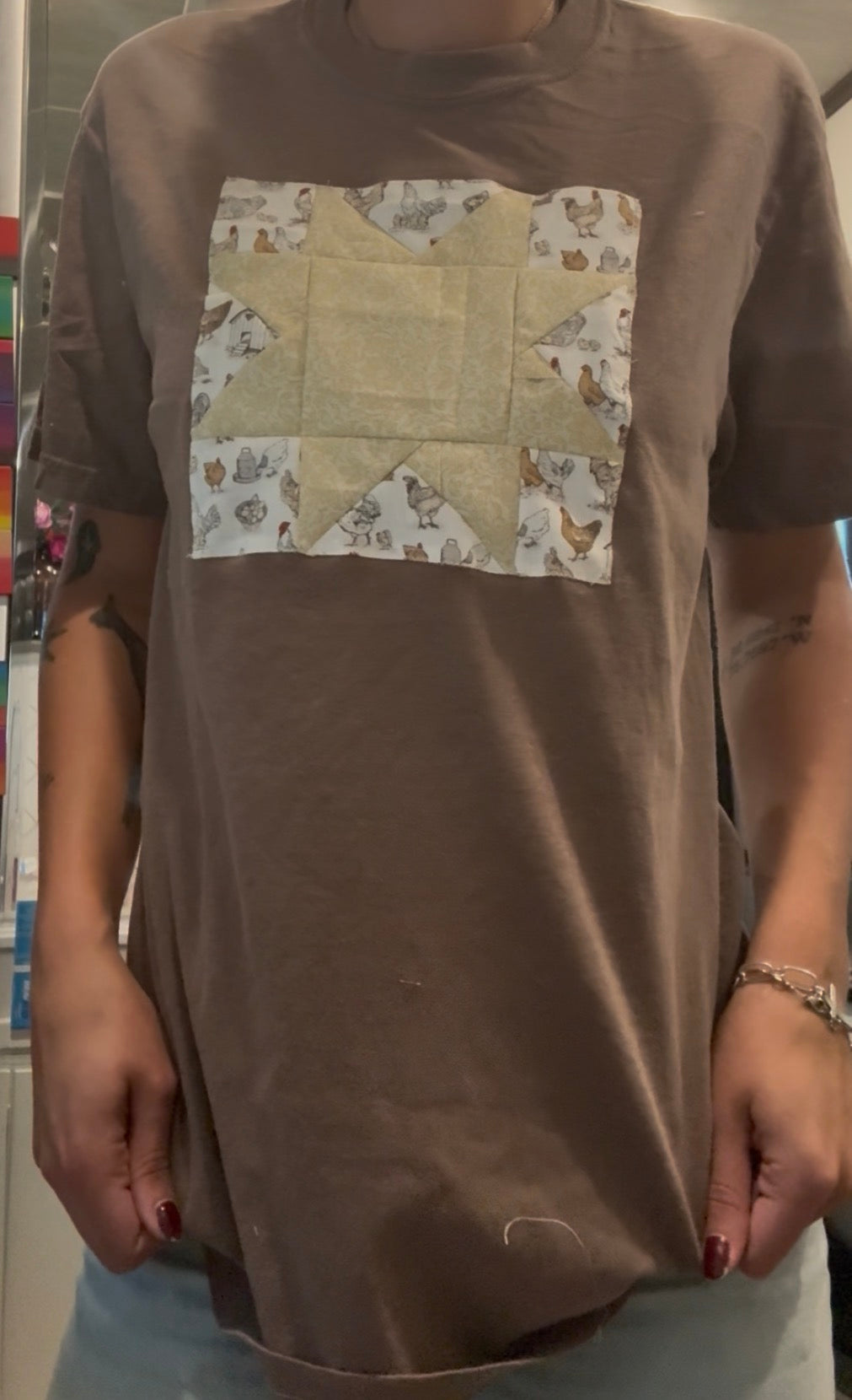 Sunny chicken quilt tee